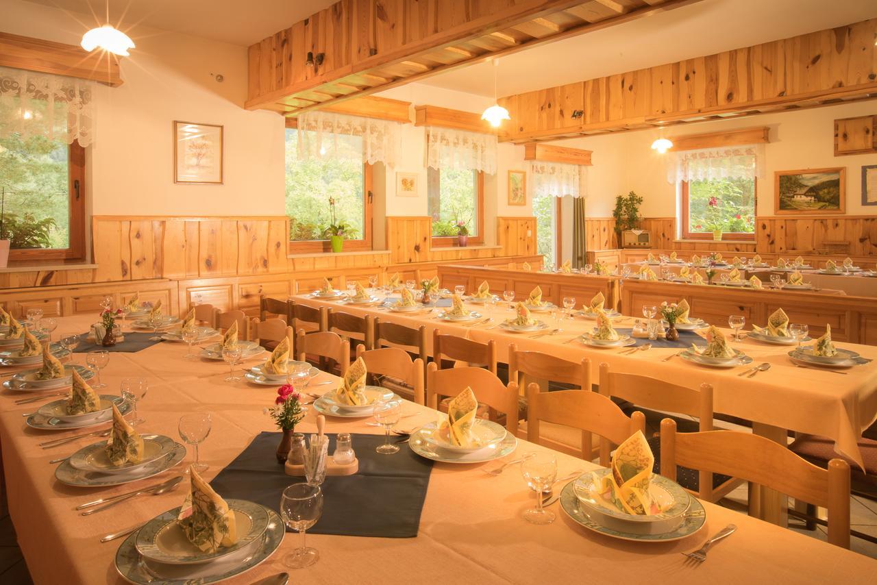 Farm Stay Loger Ljubno Bagian luar foto